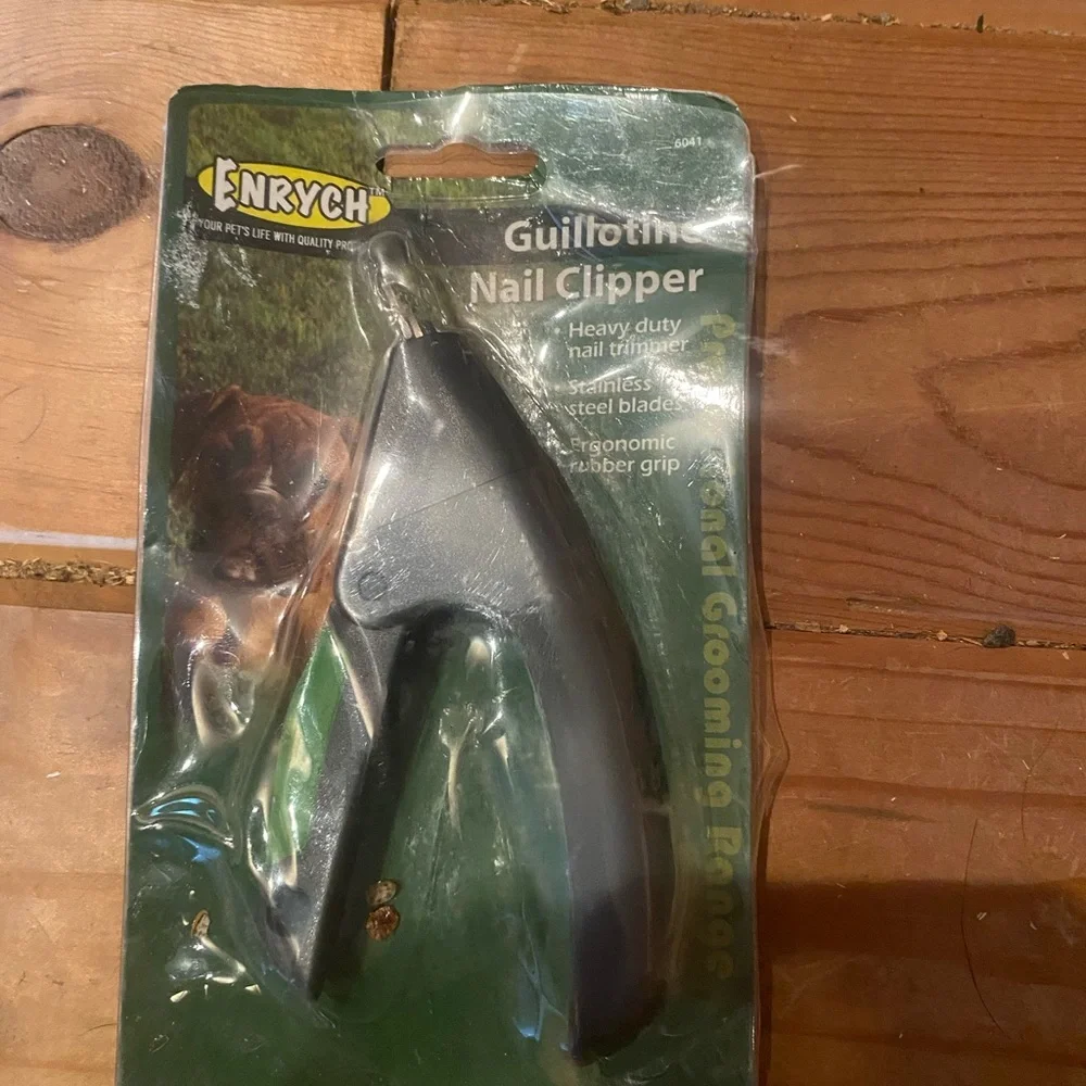Dog clippers